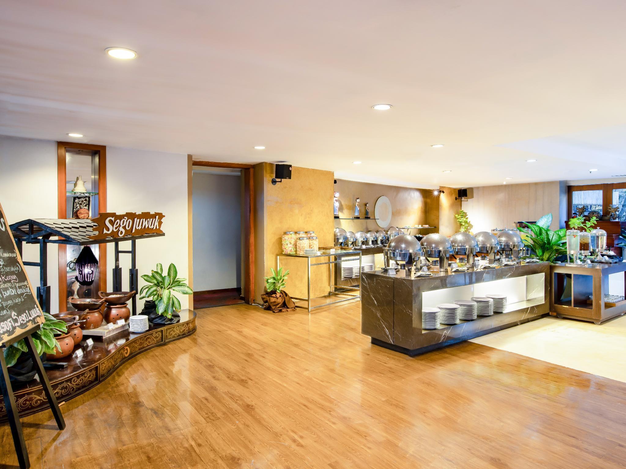 Jambuluwuk Malioboro Hotel Yogyakarta