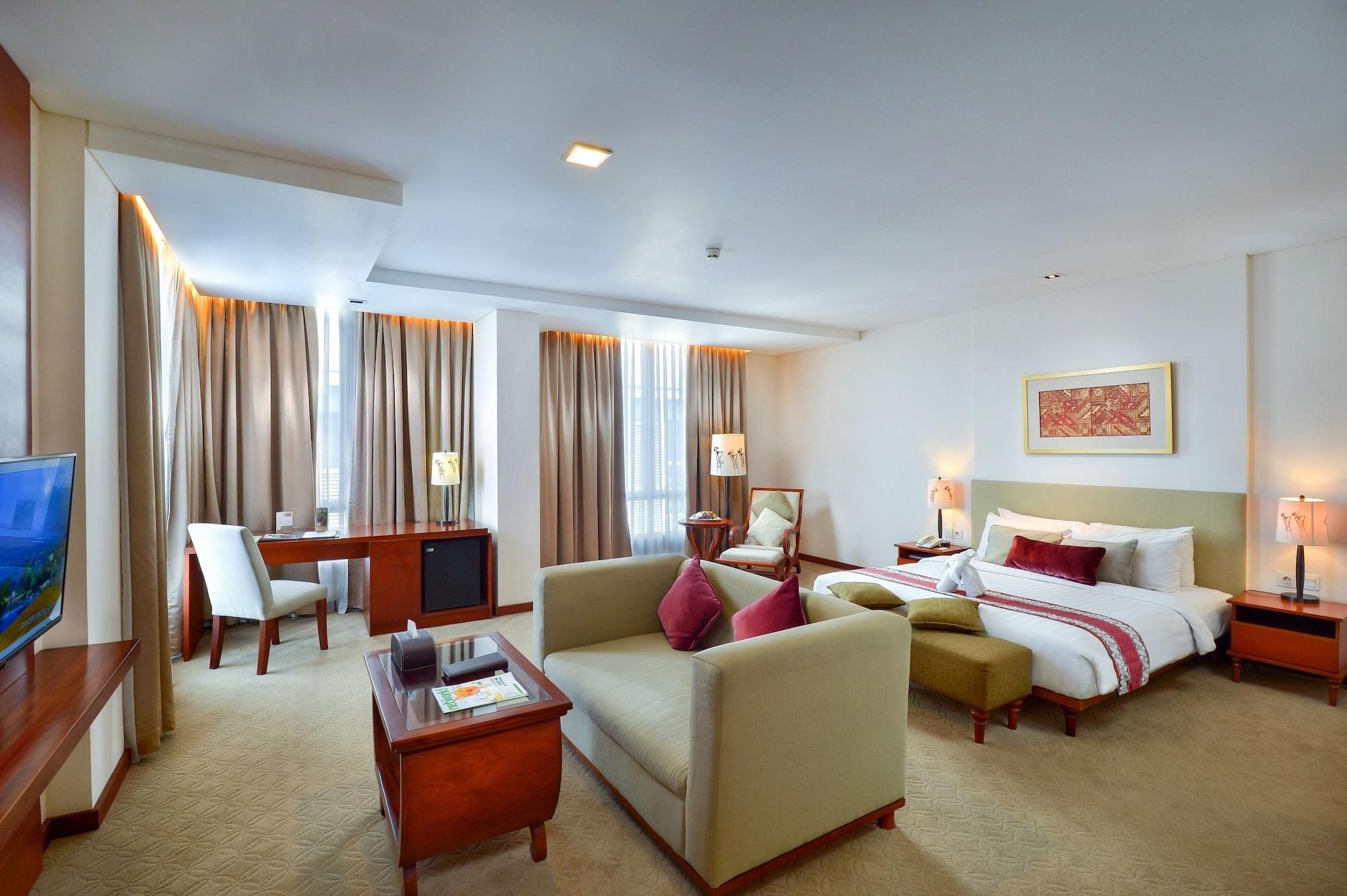 Jambuluwuk Malioboro 5*